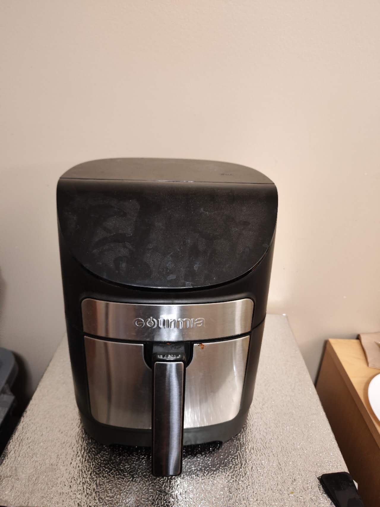 I reselected an air fryer as my next object. It has simple polygonal shapes and is easy to create.My original object was a doll, but after trying for an afternoon, I realized it was too difficult, so I changed to another object.